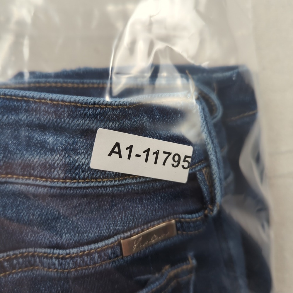 Kancan Jeans Womens 26 Blue Petite Flare Stretch Casual Distressed Button Fly - Picture 15 of 15